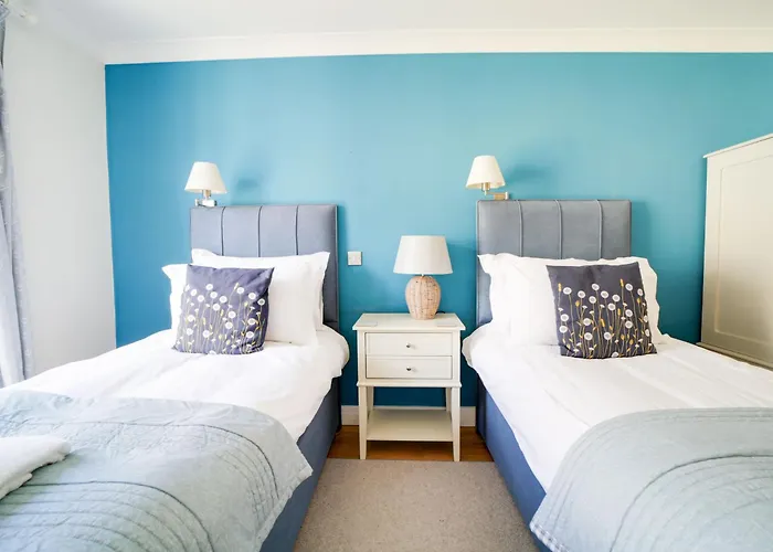 The Artist Loft, Ensuite Guest Rooms, Porthleven
